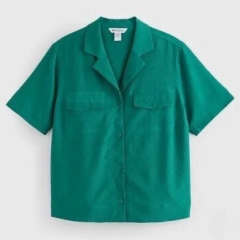 NWT Athleta Green Echo Short Sleeve Shirt